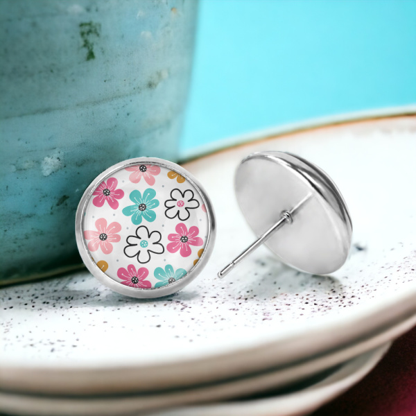 Preppy Daisy Image Earrings